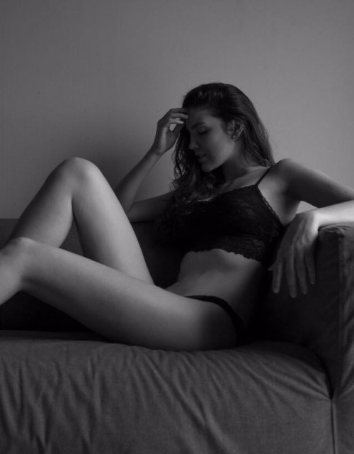 CAROLINE MARCUSSI (Foto 179)