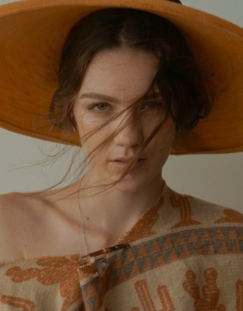 CAROLINE MARCUSSI (Foto 174)