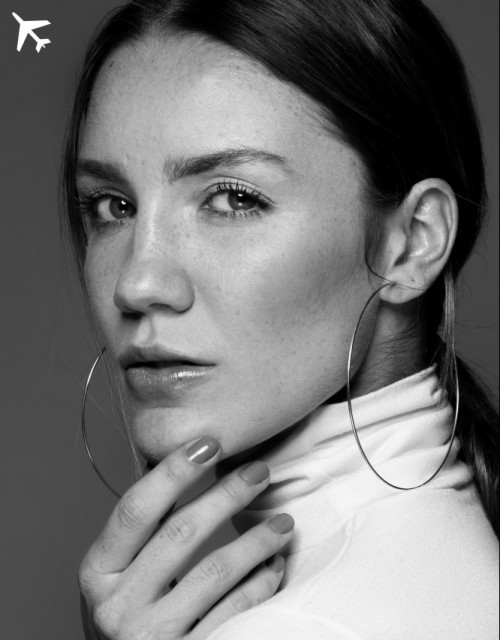 CAROLINE MARCUSSI (Foto 127)
