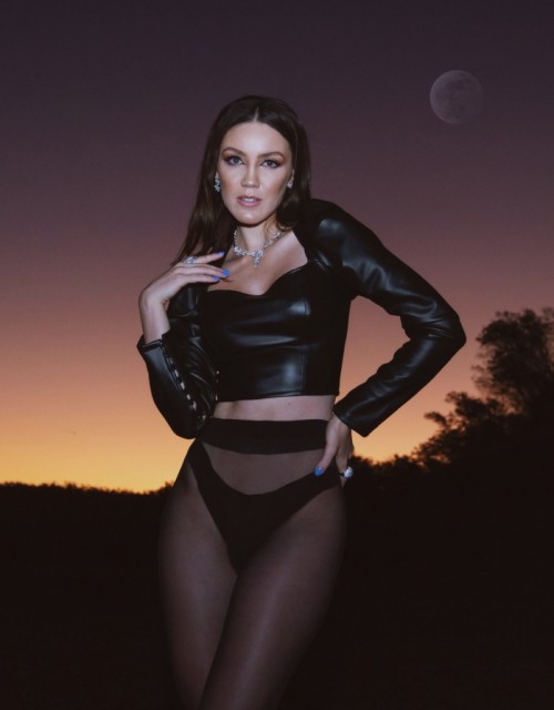 CAROLINE MARCUSSI (Foto 99)
