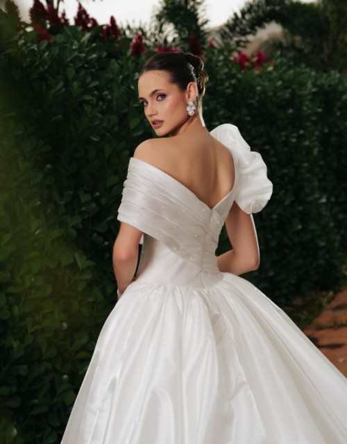 ANA MERISSI (Foto 1)