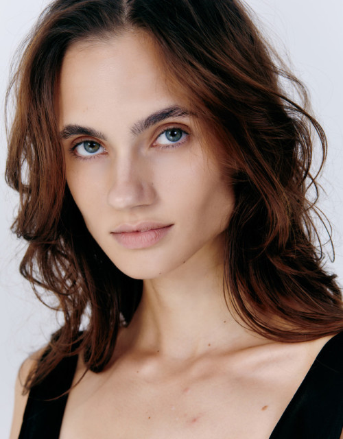 ANA MERISSI (Foto 2)
