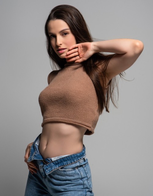 ESTER CERAZI (Foto 1)