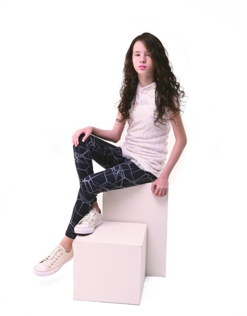 ELYENNE COSTA (Foto 1)