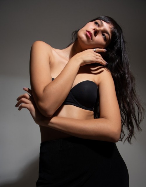 VANESSA MATTARA (Foto 3)