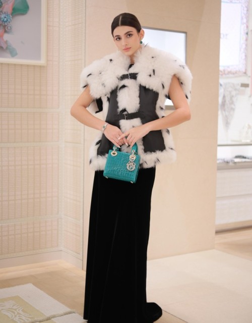 ISABELA SASSO (Foto 1)