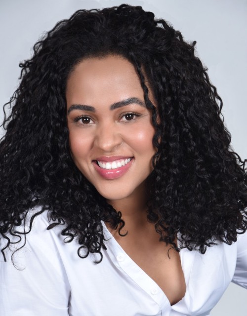 HELLEN CRUZ