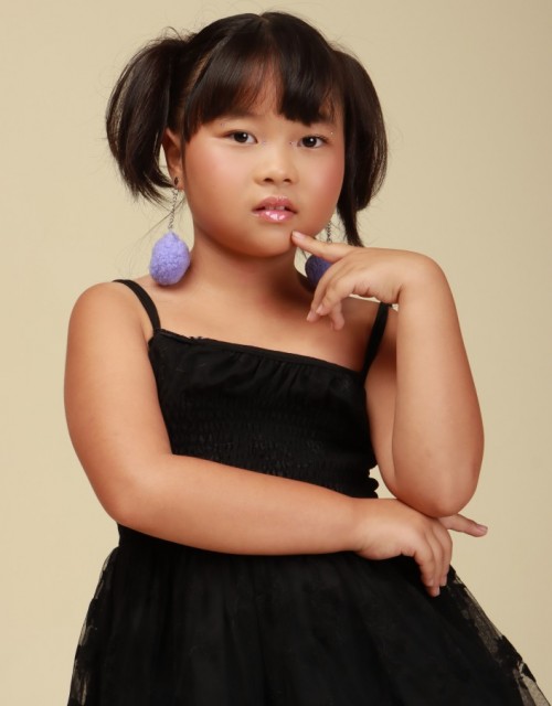 ELLEN SATO (Foto 2)