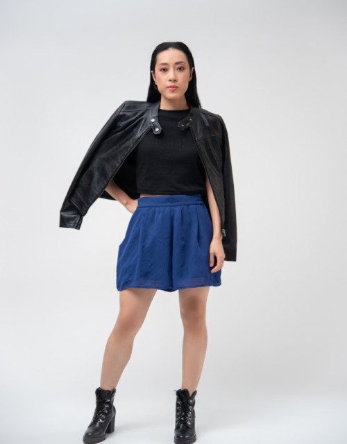 AYUMI OSHIQUIRI (Foto 1)