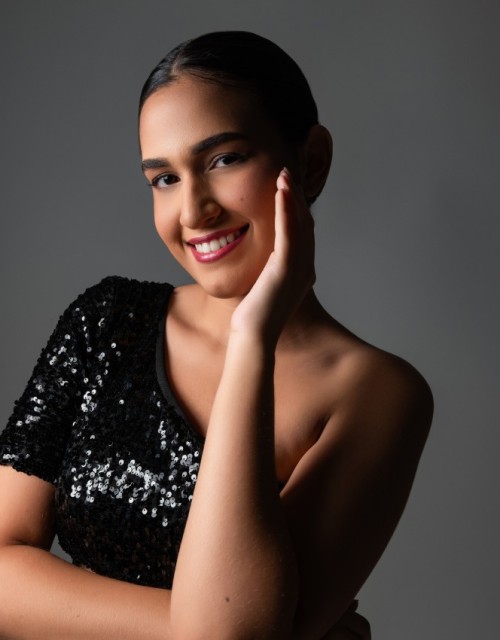 YASMIN SALES (Foto 1)