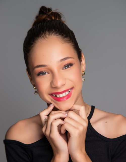 MYRELLA BREDA (Foto 1)