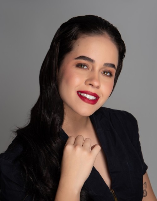 GIOVANA COUTINHO (Foto 2)