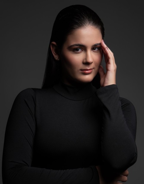 NICOLLY BRESQUI (Foto 2)